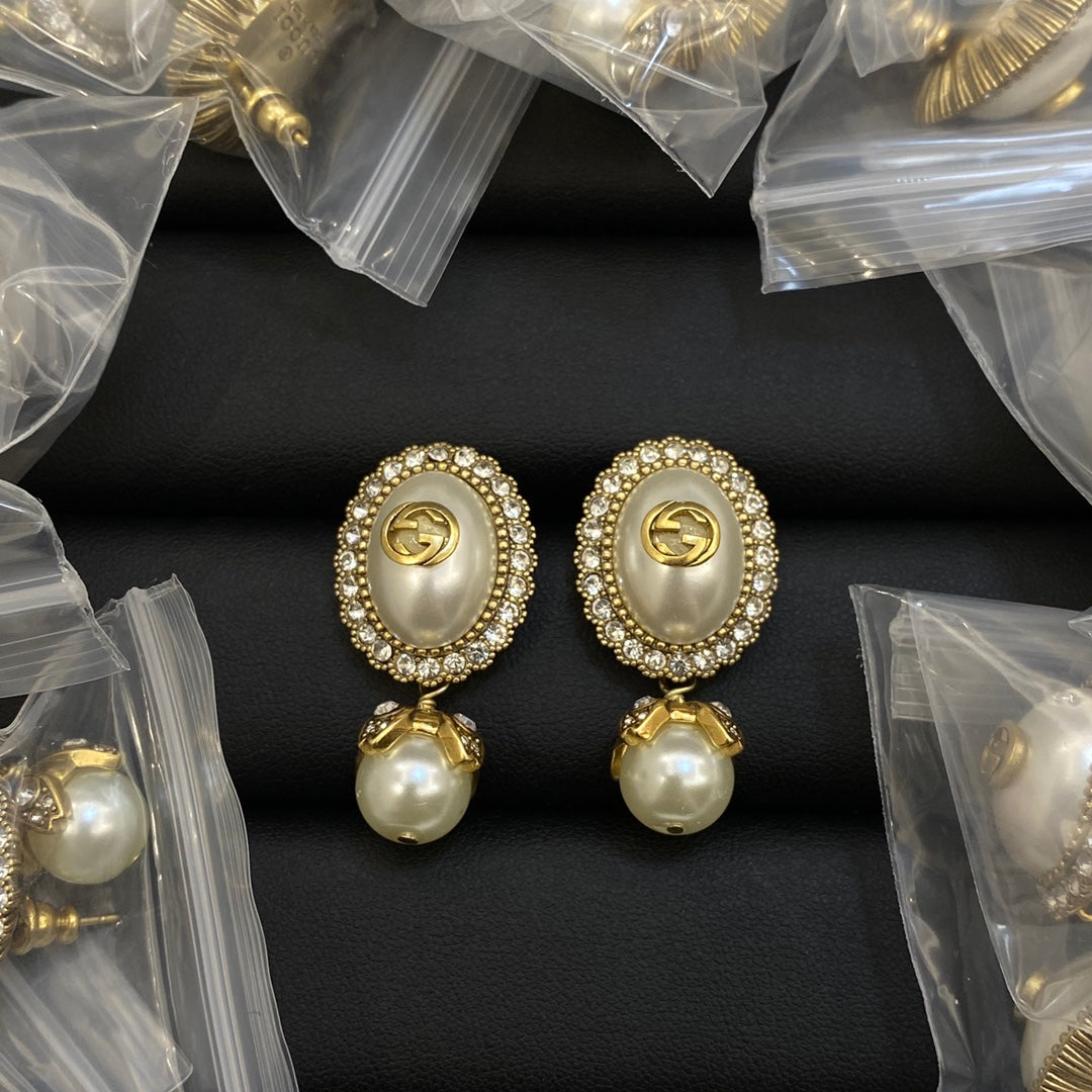 "GAGA" EARRINGS